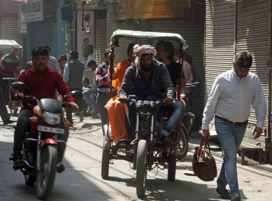 DELHI  OLD    Kinari Bazaar  Transport.JPG