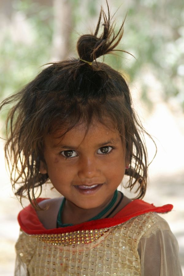 MIR..  CHILD.JPG