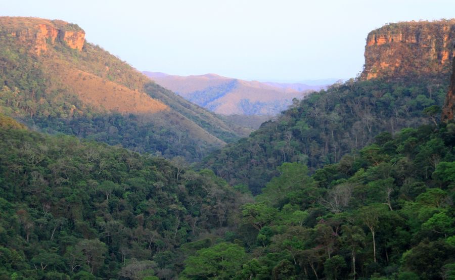 CHAPADO DOS  GUIMARAES    VALLEY.jpg