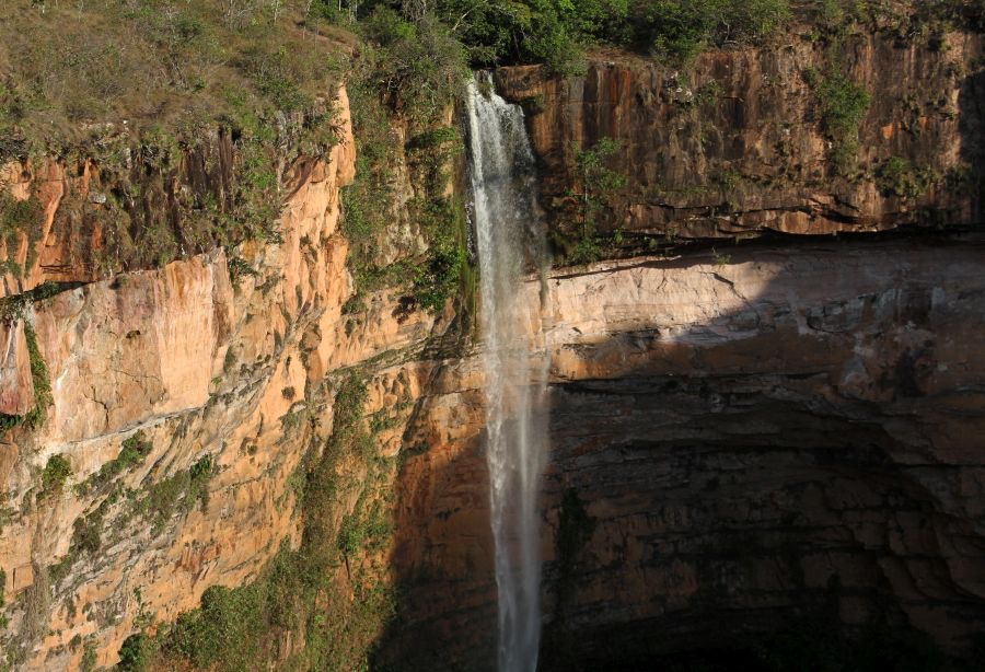 CHAPADO DOS  GUIMARAES    WATERFALL.jpg