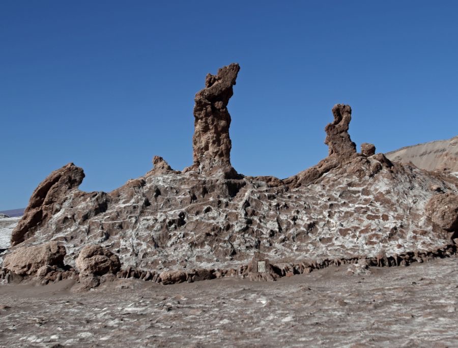 ATACAMA..      Cordillera de la       Sal                              Las Tres Marias.jpg