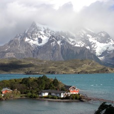 TORRESdelPAINE   Hosteria Pehoe..jpg
