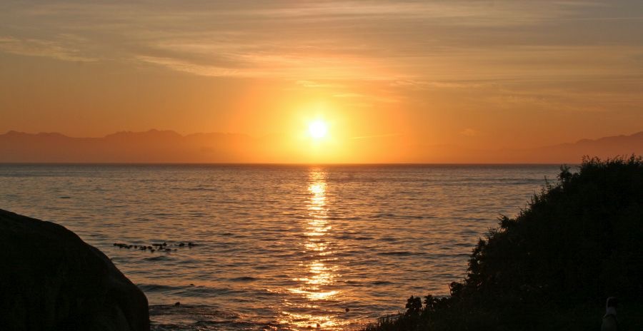 CAPE PENINSULA. Sunrise.   W.Cape..jpg