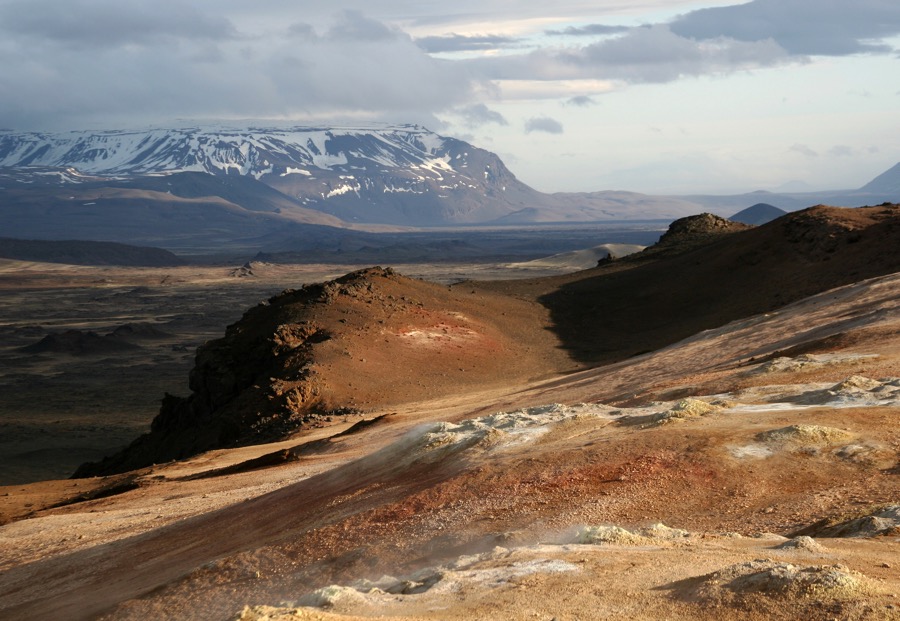 HEKLA   VOLCANO and NAMASKARD.jpg