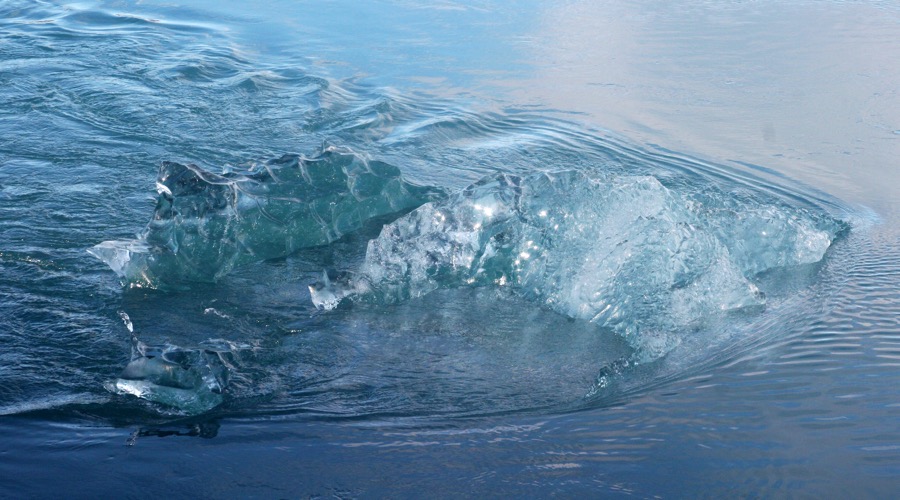 JOKULSARLON ICEBERG         close detail.jpg