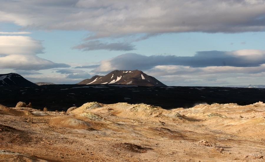NAMASKARD MUD POOLS.jpg